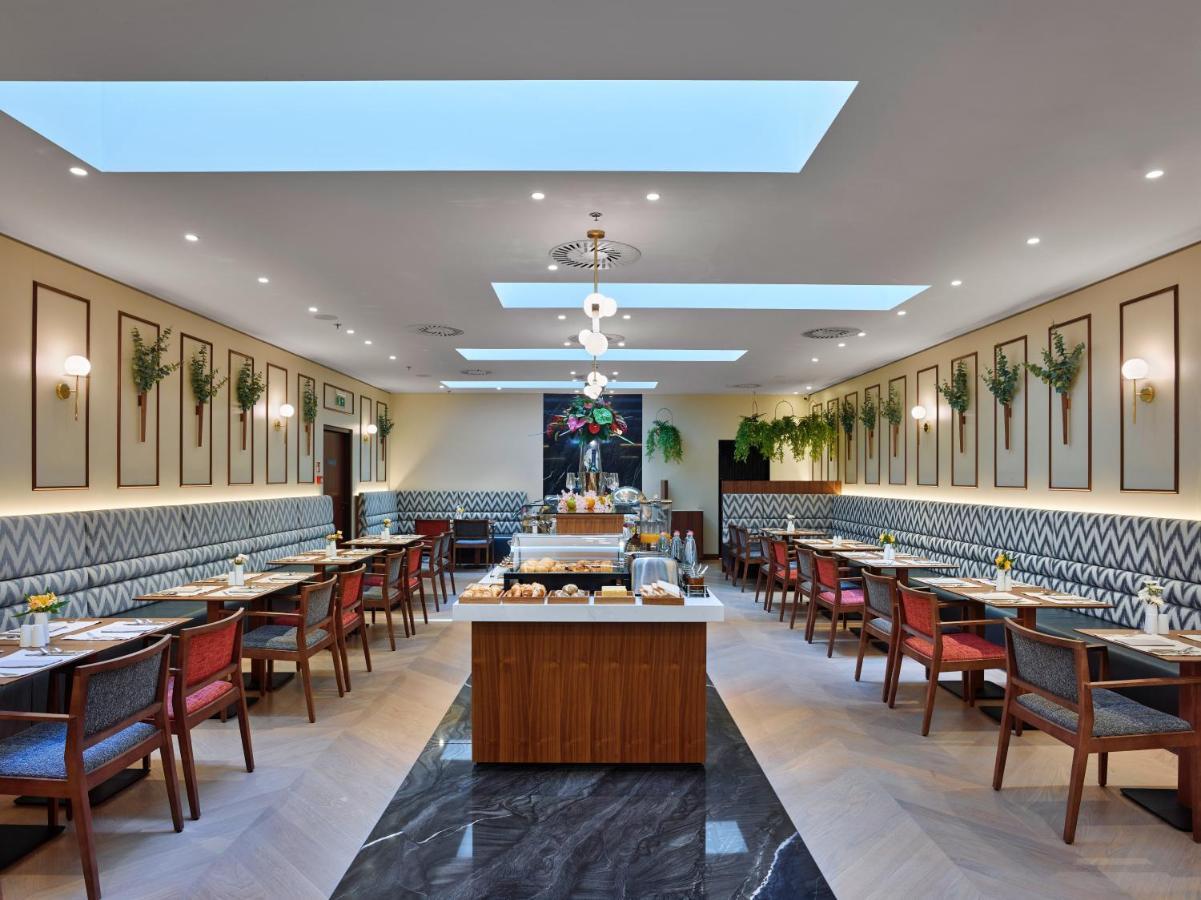 Est Grand Hotel Savoy Budapeşte Dış mekan fotoğraf